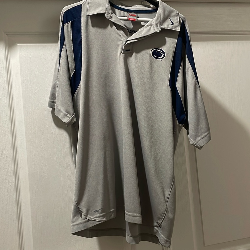Nike Mens size L Dri Fit Penn State polo
